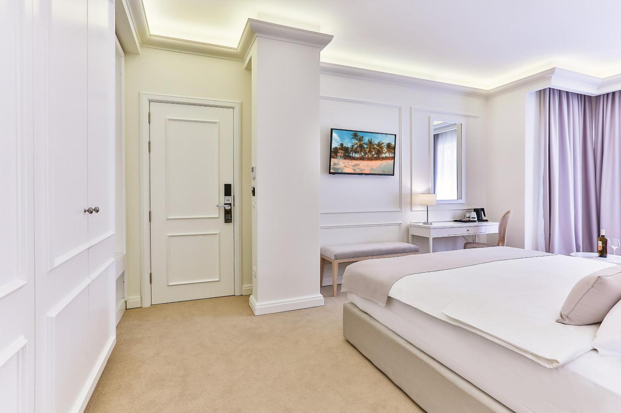 Hotel Eden Budva Luaran gambar